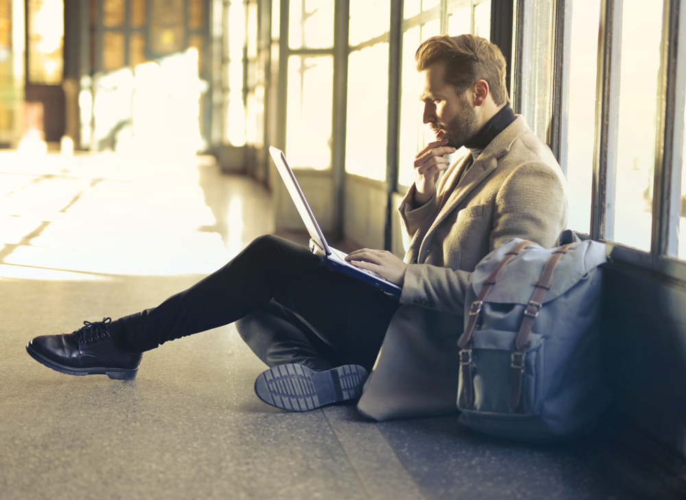 Flight delay due to extraordinary circumstances. What does it mean? 