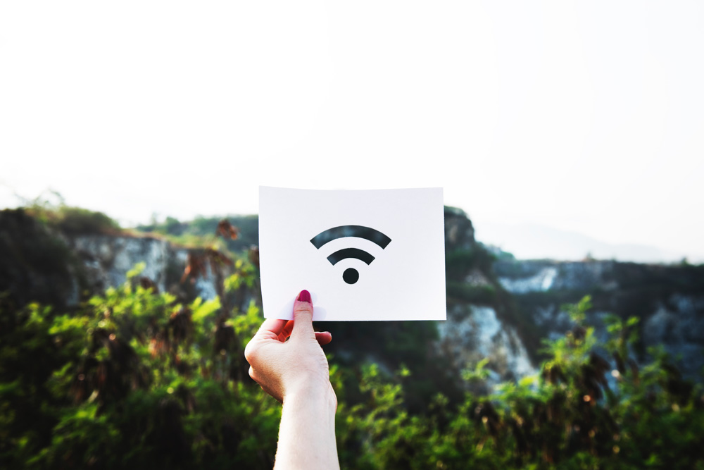Using internet while travelling in Europe