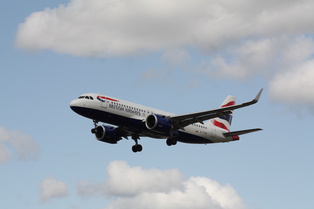 You are flying with a UK airline: Which laws protect you?