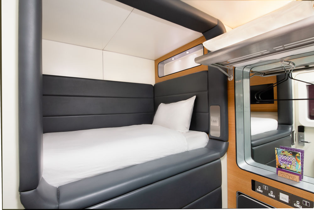 YotelAir single bed room