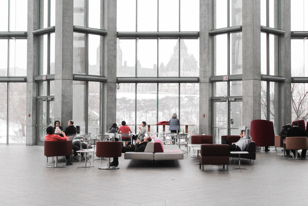5 ways to get airport lounge access