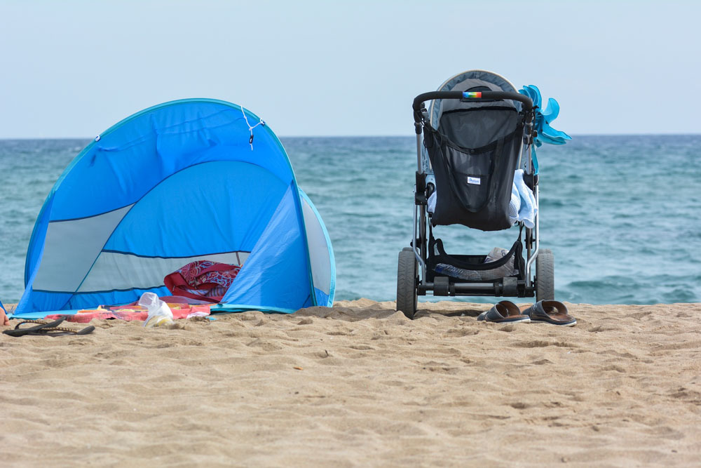 Flying with a baby: Rules & tips